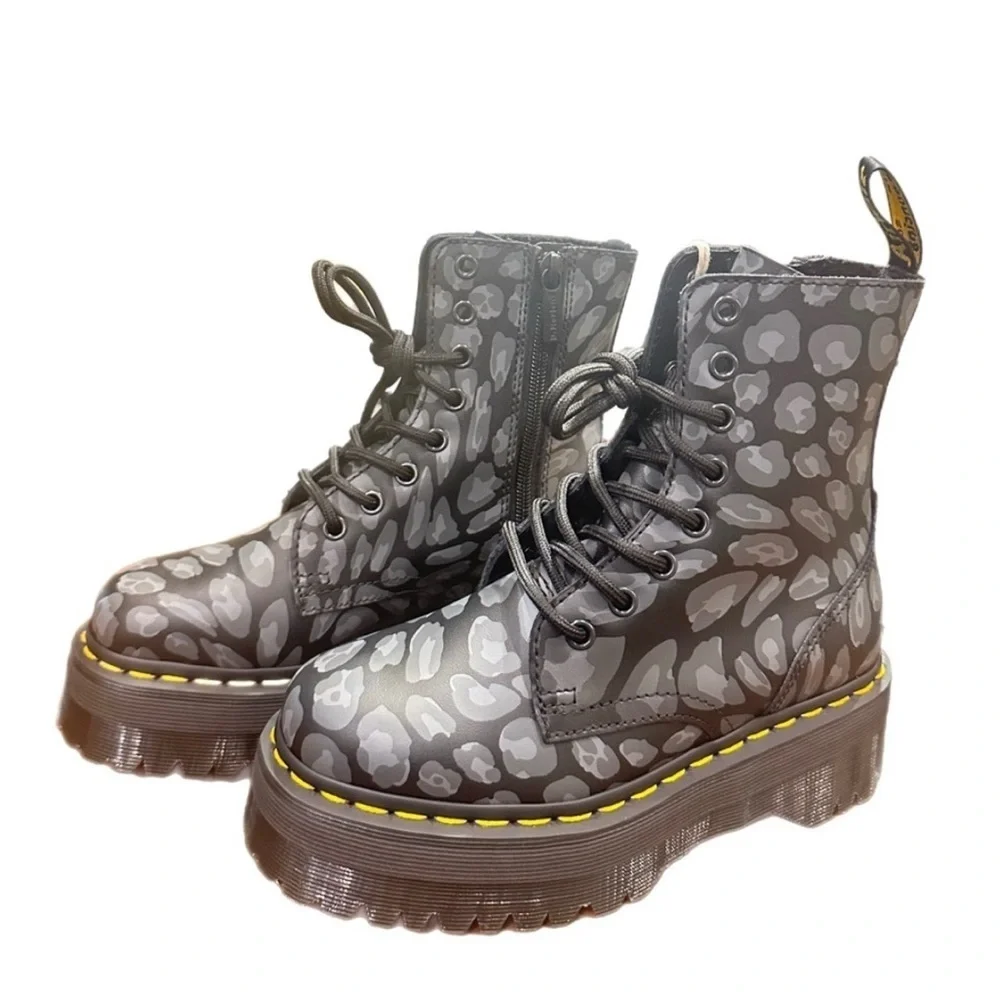 NWT DR. MARTENS Jadon Boot Leopard Print Platforms US 5